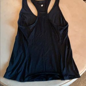 Lululemon tank